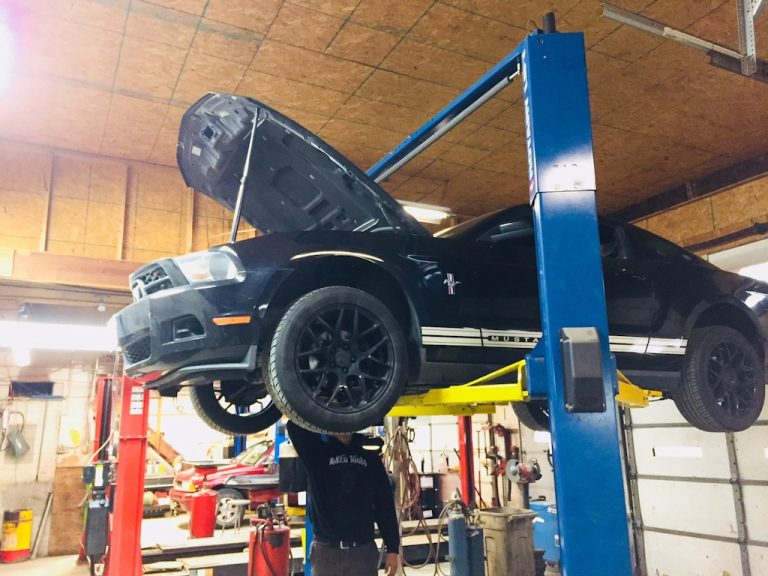 An Oil Change at Global Automotive on Mustang